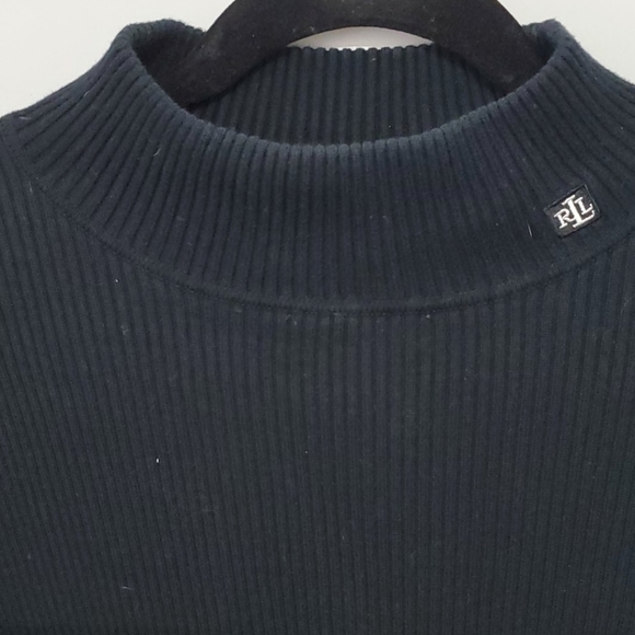 Ralph Lauren petite turtleneck - Picture 2 of 6